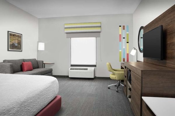 Hampton Inn Dandridge — Guest room