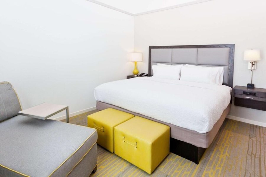 Hampton Inn Eufaula — Guest room