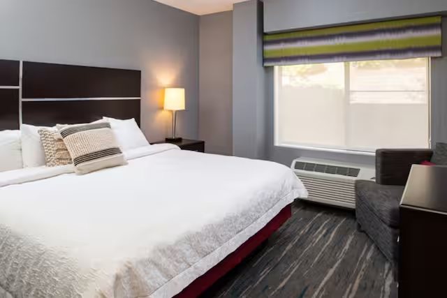 Hampton Inn Glenwood Springs — Guest room