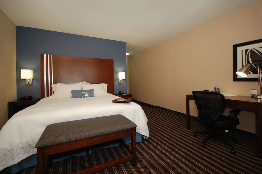 Hampton Inn Jackson flowood airport Area Ms — Guest room