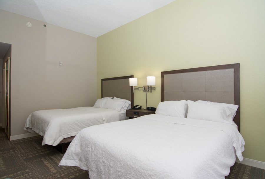 Hampton Inn Jacksonville I 10 West — Guest room