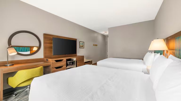 Hampton Inn Junction City — Guest room