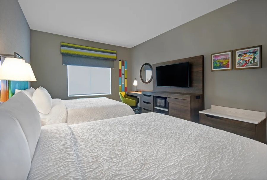 Hampton Inn Las Vegas Strip South Las Vegas Nevada — Guest room