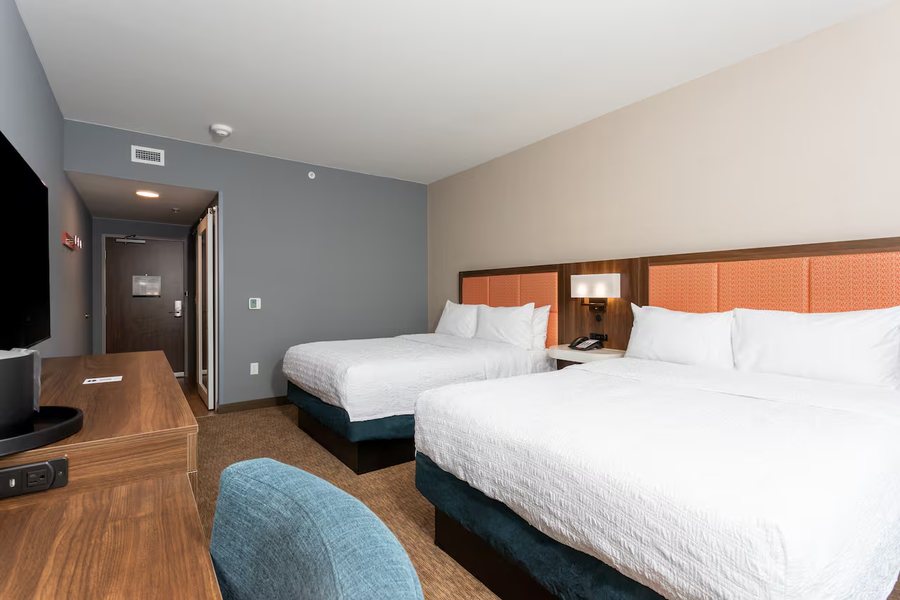 Hampton Inn Marianna I 10 — Guest room