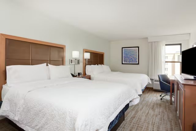 Hampton Inn Orlando International Drive Convention Center — Guest room