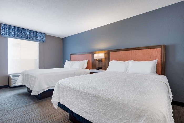 Hampton Inn St Robert Ft Leonard Wood — Guest room
