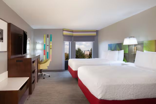 Hampton Inn Suites Atlanta Airport North I85 — Guest room