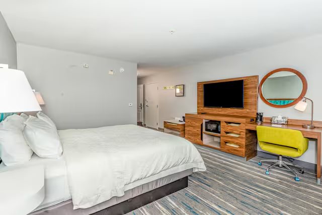 Hampton Inn Suites Fort Worth West I 30 — Guest room