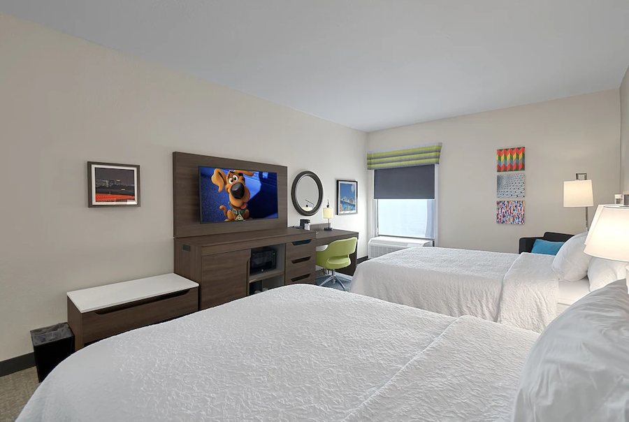 Hampton Inn Suites Houston Cypress Station — Guest room