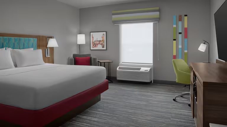 Hampton Inn Suites Jacksonville South Bartram Park Jacksonville Florida — Guest room