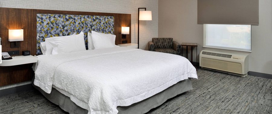 Hampton Inn Suites Las Vegas Airport Las Vegas Nevada — Guest room
