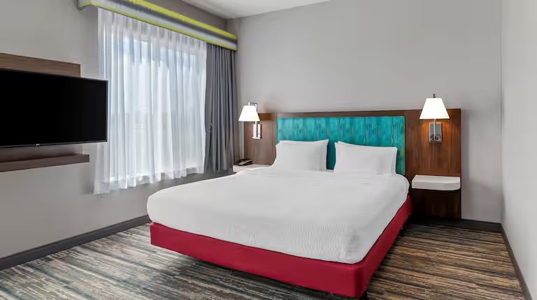Hampton Inn Suites Lathrop — Guest room