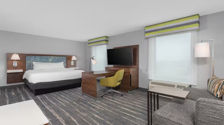 Hampton Inn Suites Lincoln Northeast I 80 — Guest room