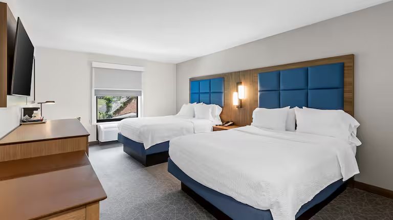Hampton Inn Suites Mansfield South I 71 — Guest room