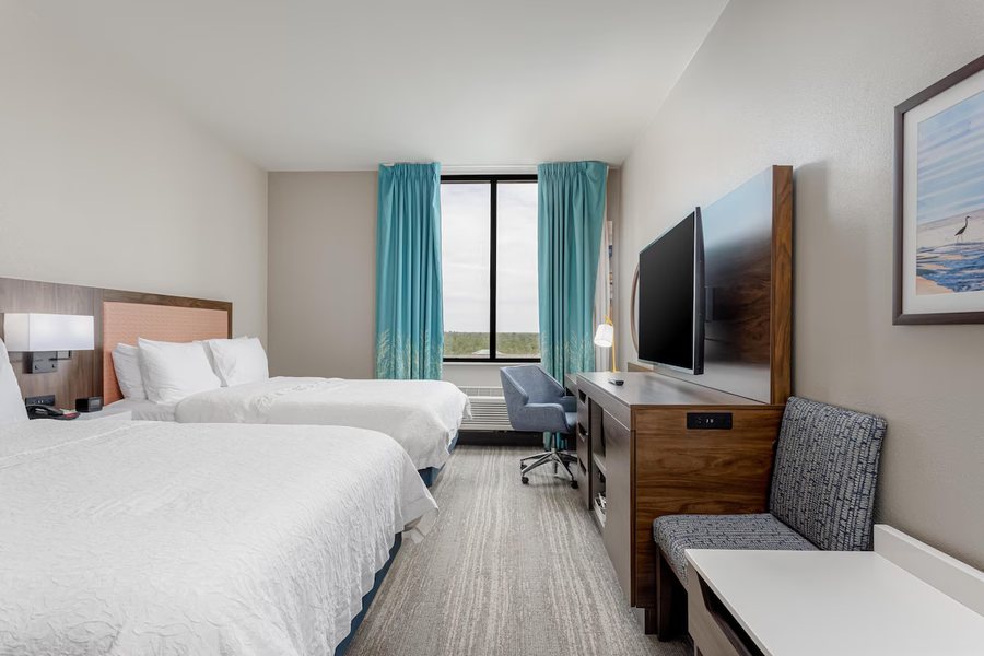 Hampton Inn Suites Orange Beach Gulf Front — Guest room