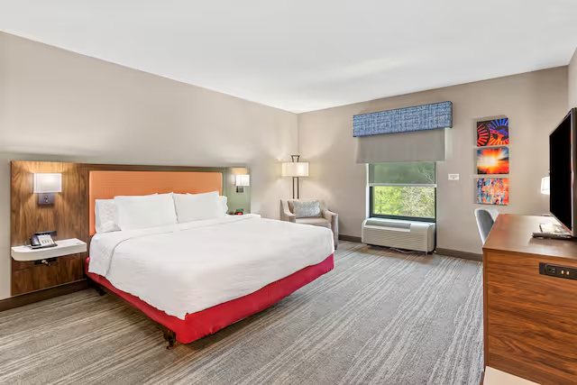 Hampton Inn Suites Orlando Apopka — Guest room