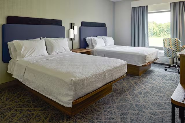 Hampton Inn Suites Radcliff fort Knox — Guest room