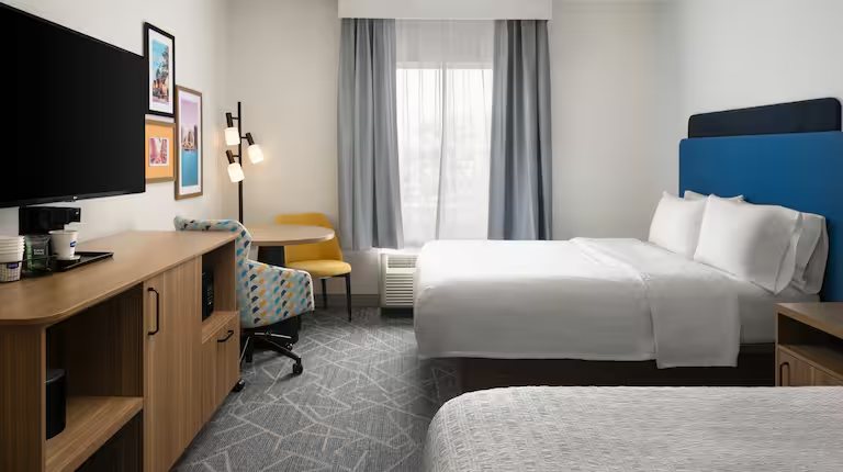 Hampton Inn Suites Rochester Henrietta — Guest room