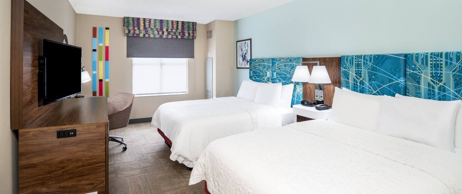 Hampton Inn Suites West Little Rock — Guest room
