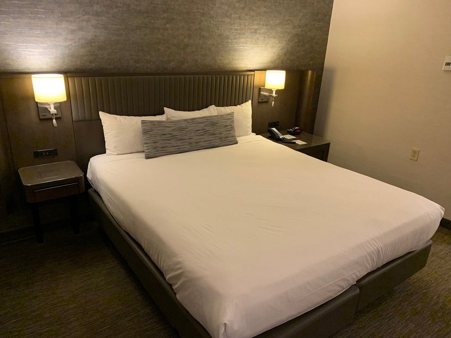 Handlery Hotel San Diego — Guest room