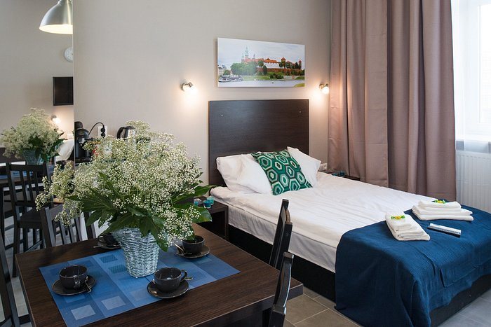 Happy Tower Krakow Apartments — Guest room