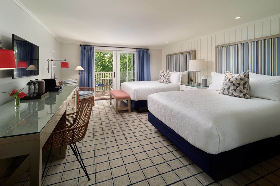 Harbor View Hotel — Guest room