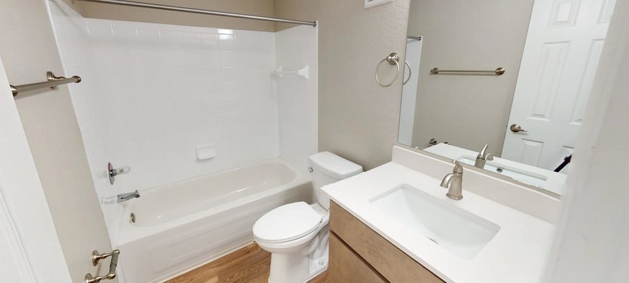 Harbortown RV Resort — Bathroom