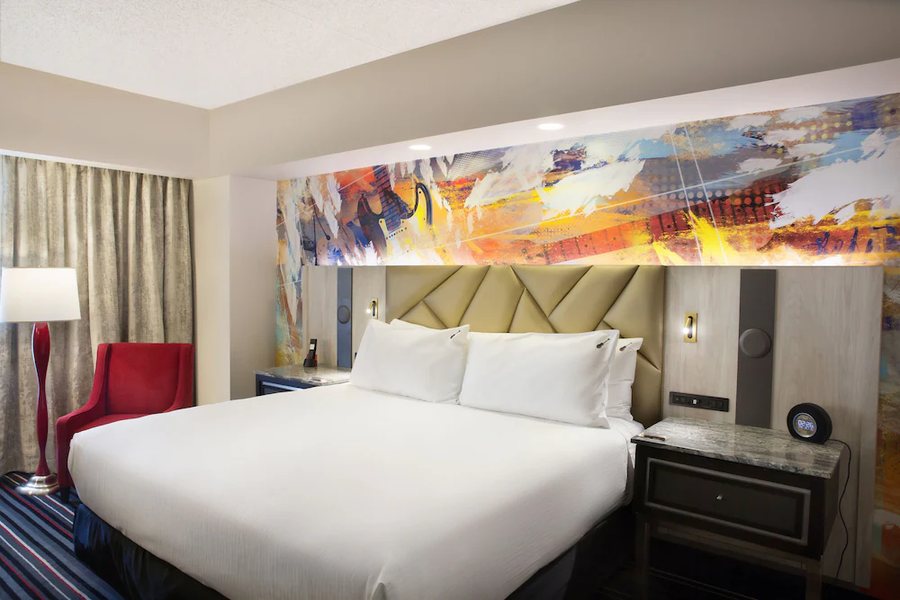 Hard Rock Hotel and Casino Tulsa — Guest room