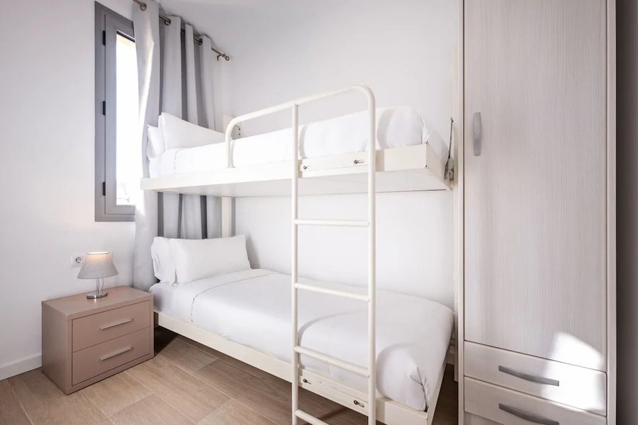 Harmony Hostel Barcelona Catalonia — Guest room
