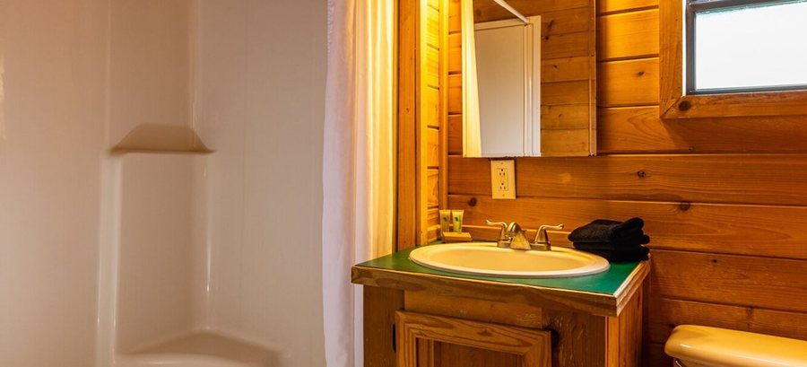 Harpers Ferry Civil War Battlefields KOA — Bathroom