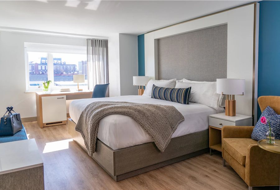 Harvard Square Hotel — Guest room