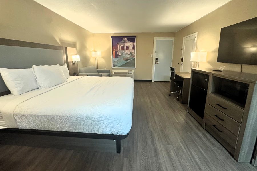 Hatch Rv Park — Guest room