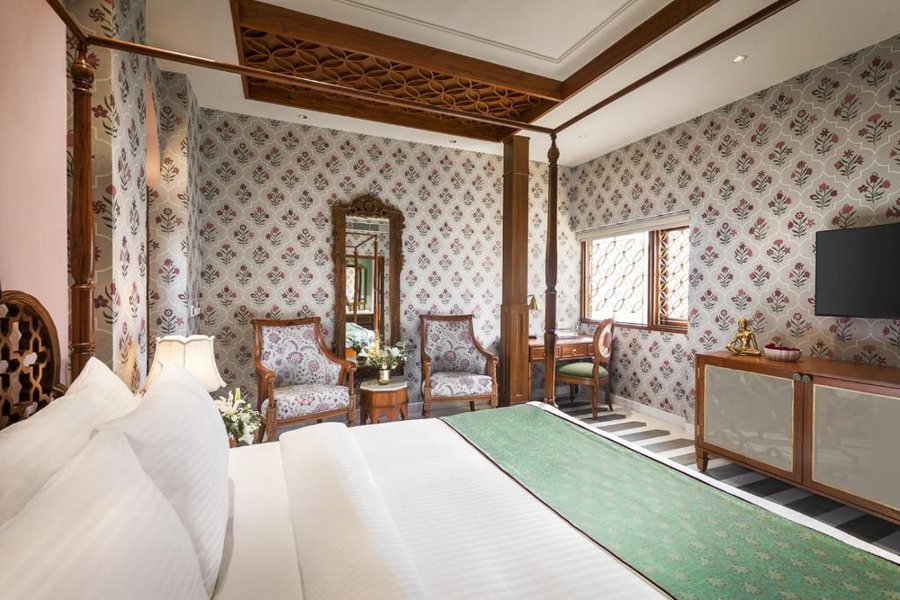 Haveli Dharampura — Guest room