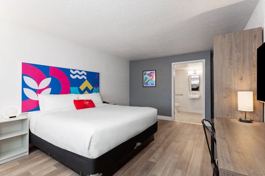 Hawthorn Suites by Wyndham Orlando Lake Buena Vista — Guest room