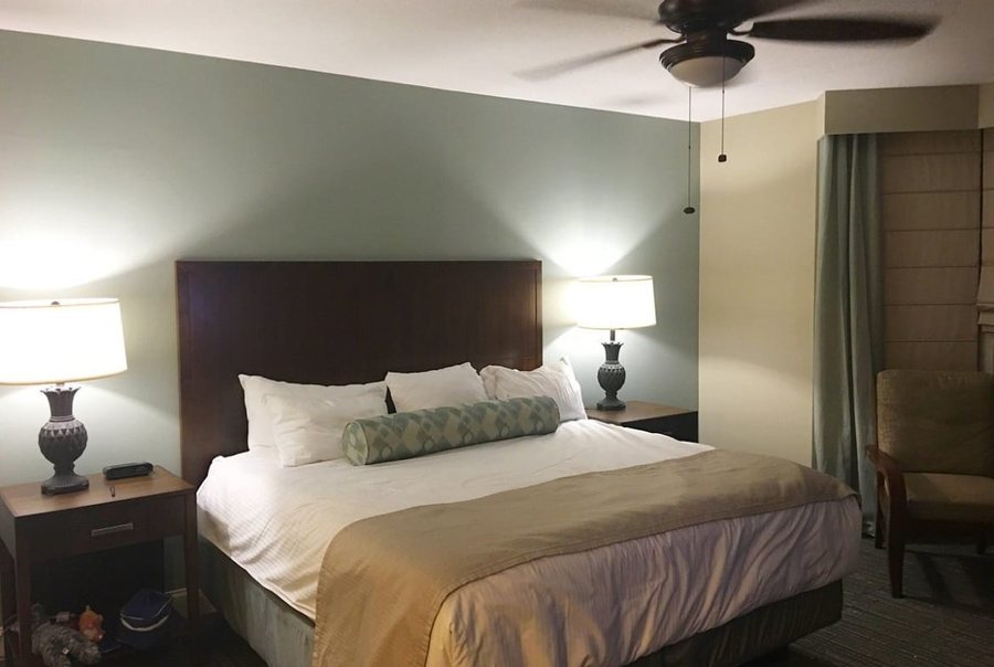 Hawthorn Suites by Wyndham Panama City Beach FL — Guest room