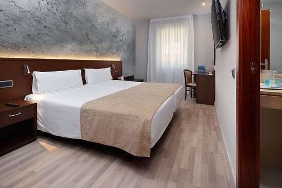 HCC Taber Barcelona Catalonia — Guest room