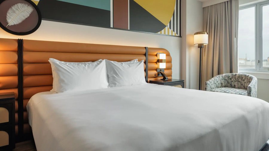 Heart O Chicago Hotel — Guest room