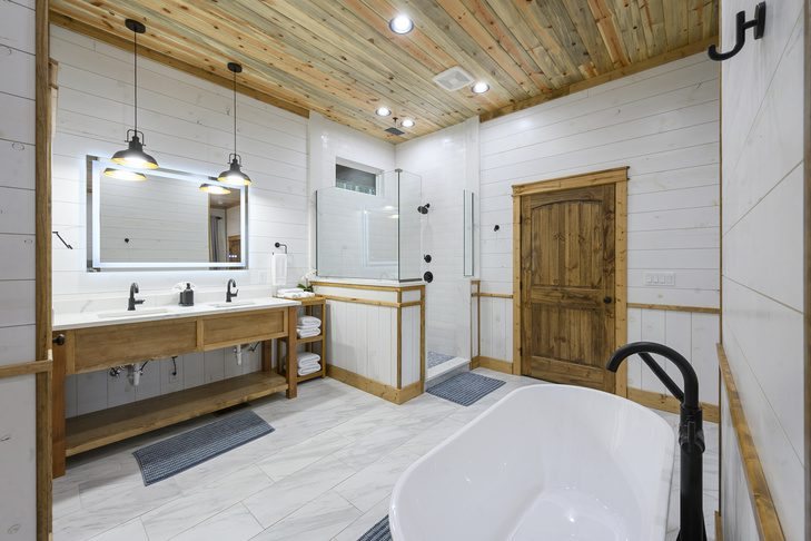 Heartpine Hollow Cabins — Bathroom