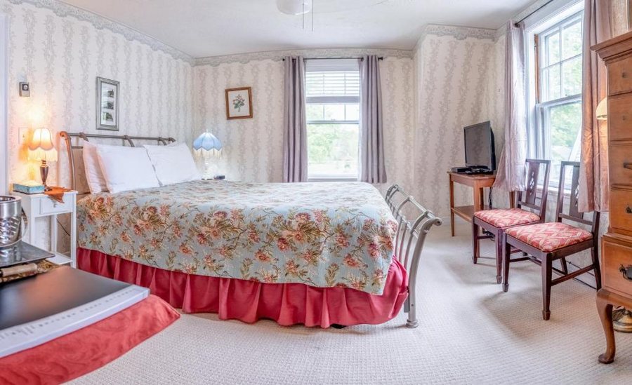 Heathwood Inn — Guest room