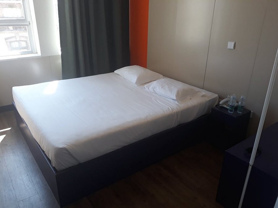Herculano Stays Porto — Guest room