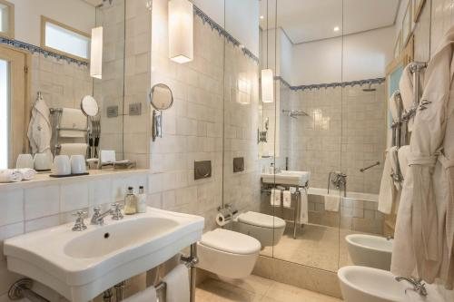 Heritage Avenida Liberdade a Lisbon Heritage Collection — Bathroom