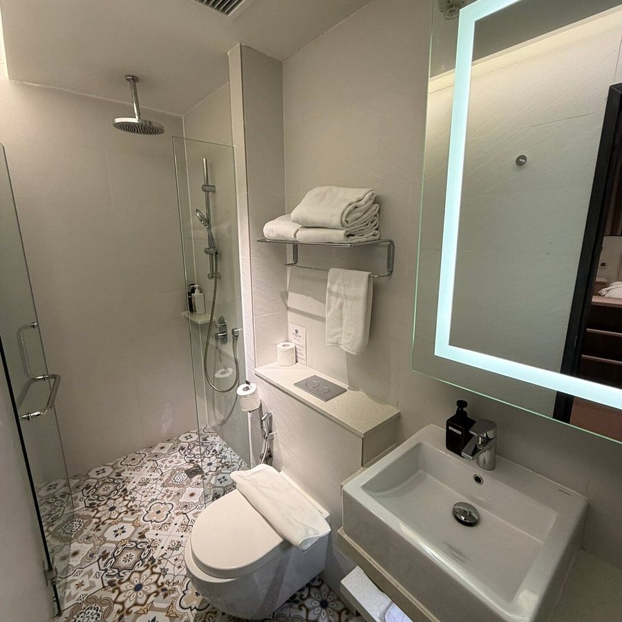 Heritage Collection on Boat Quay — Bathroom