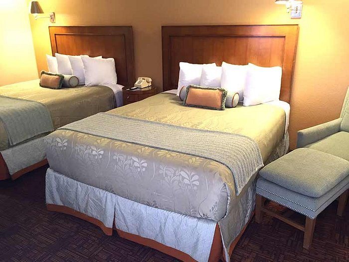 Heritage Inn La Mesa — Guest room