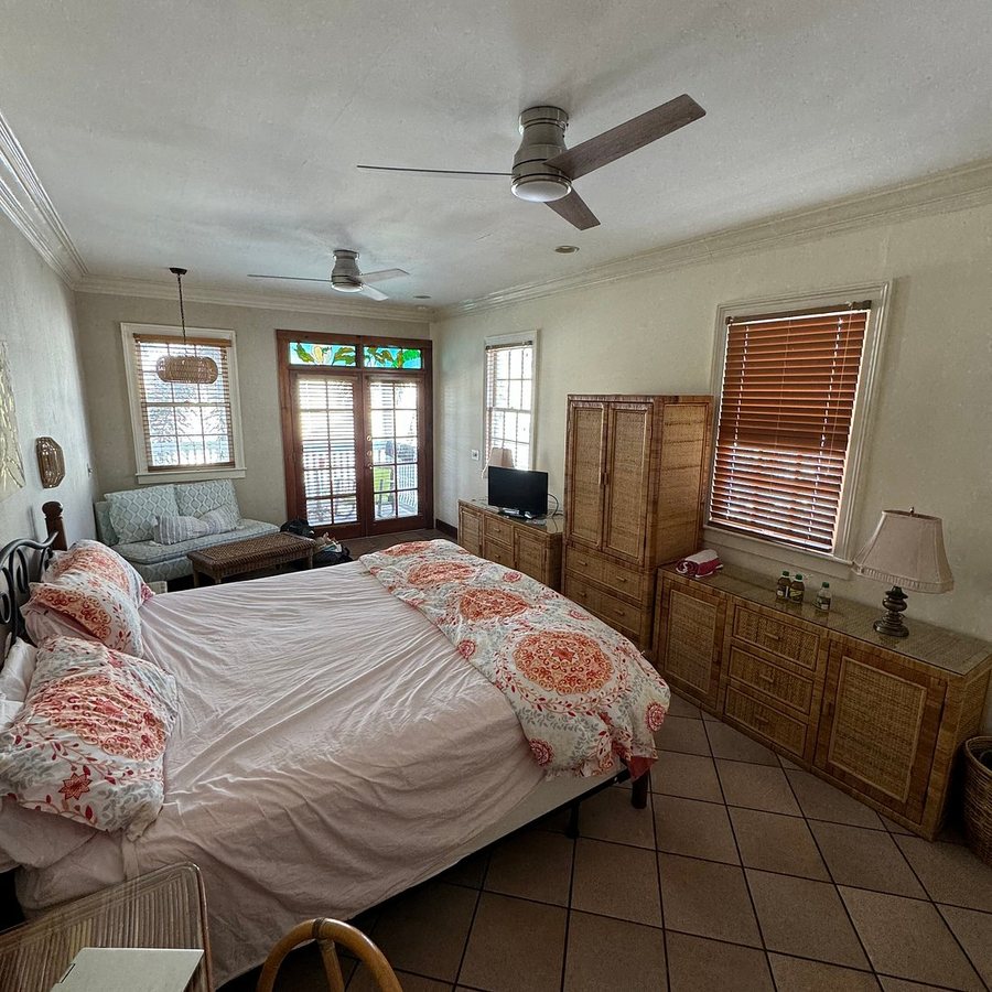 Heron House — Guest room