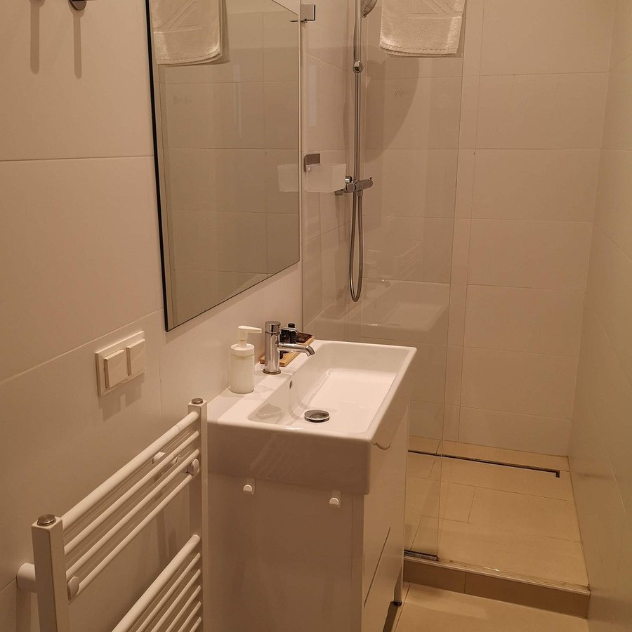 HeyMi Apartments in City Center — Bathroom