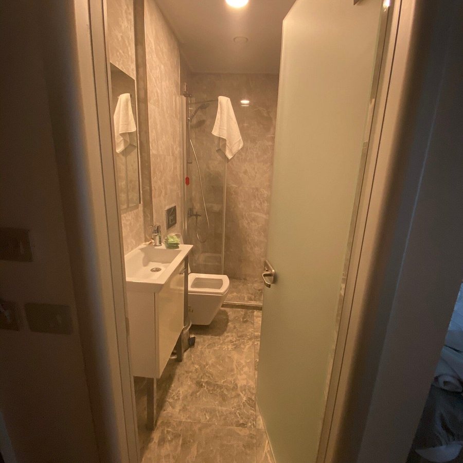 HHK Hotel Downtown Istanbul — Bathroom