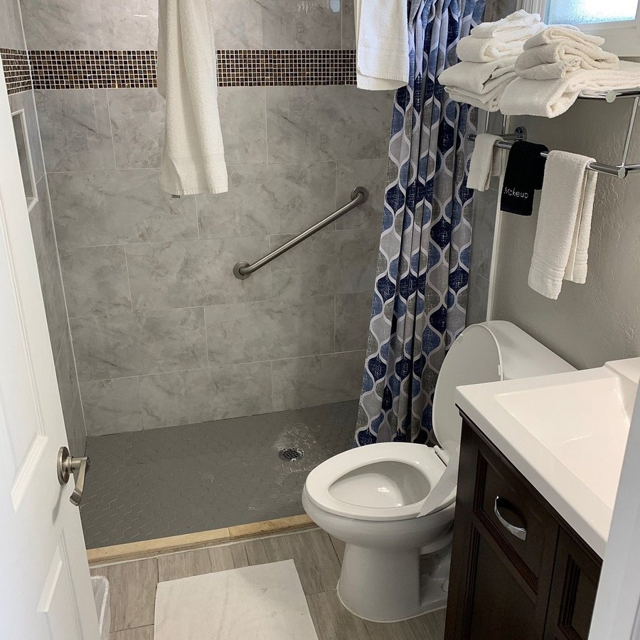 Hideaway Village — Bathroom