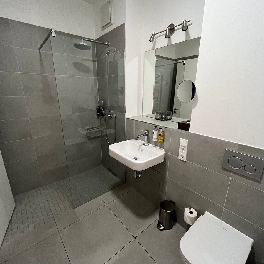 High Park am Potsdamer Platz — Bathroom