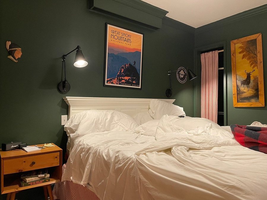 Highlander Mountain House The Ruffed Grouse — Guest room