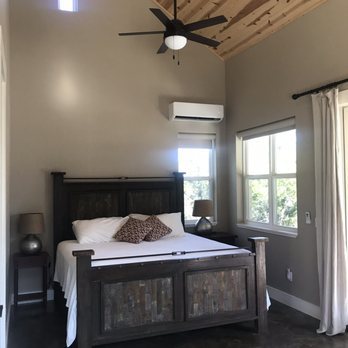 Hill Country Casitas — Guest room